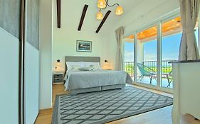 Villa Vespera